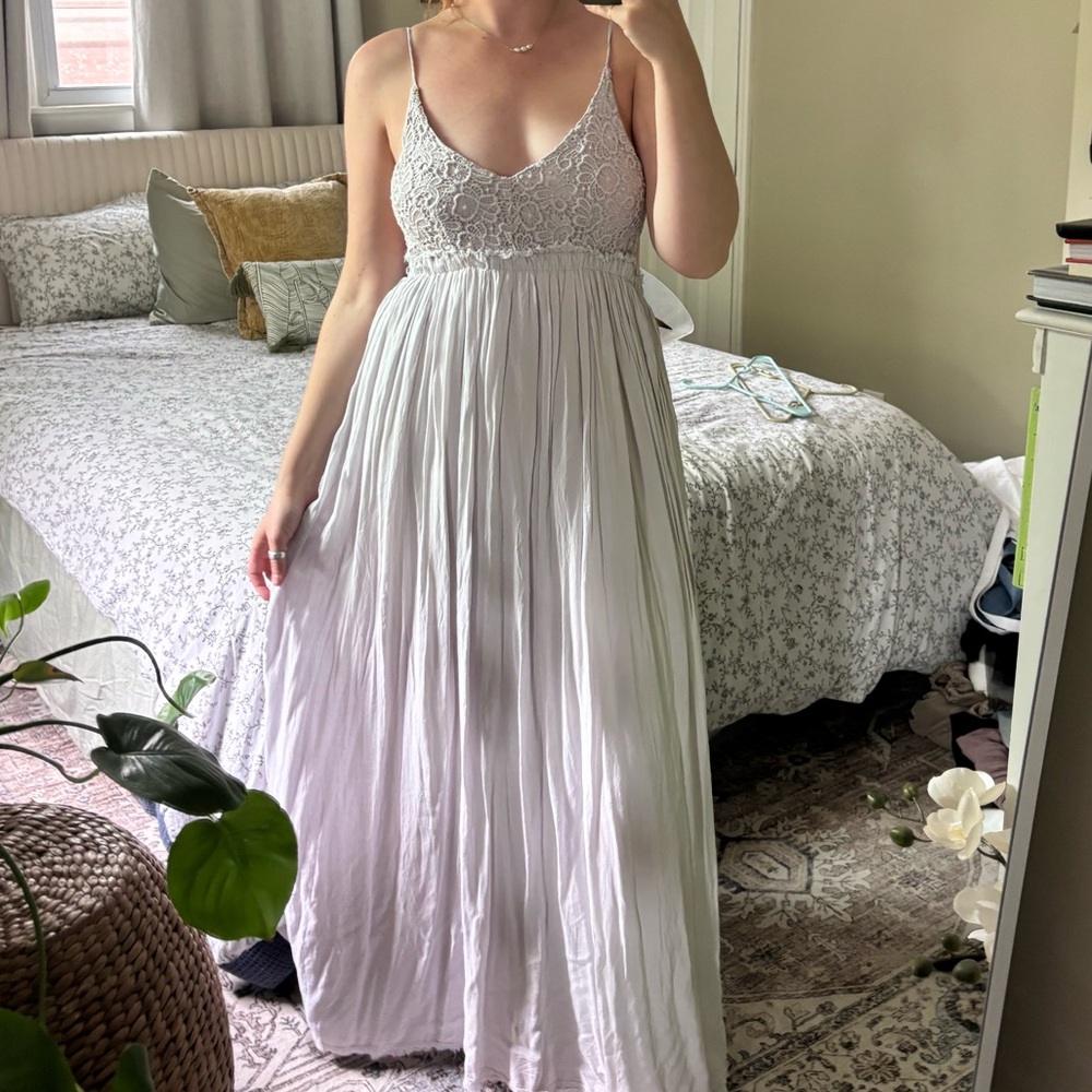 Elegant White Lace Maxi Dress
